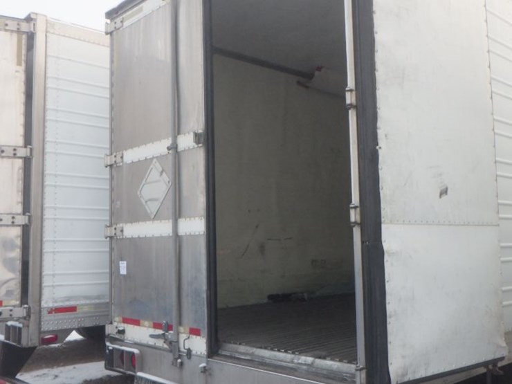 2012-utility-3000r-image-14