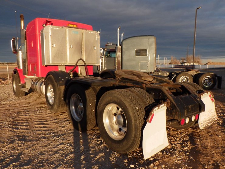 2014-kenworth-t800-image-14