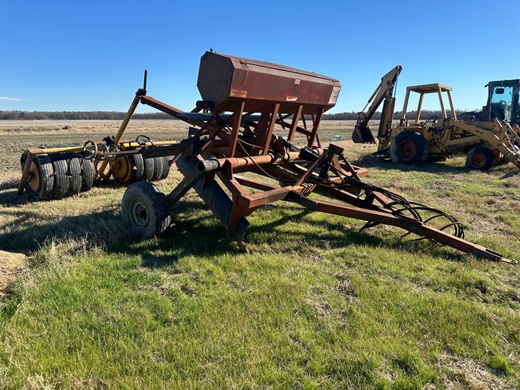#35253-•-levee-hog-levee-squeeze-w/seeder-and-wheel-type-levee-packer-image-2
