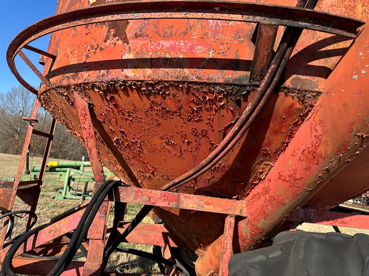 #35837-•-grain-cart-image-17