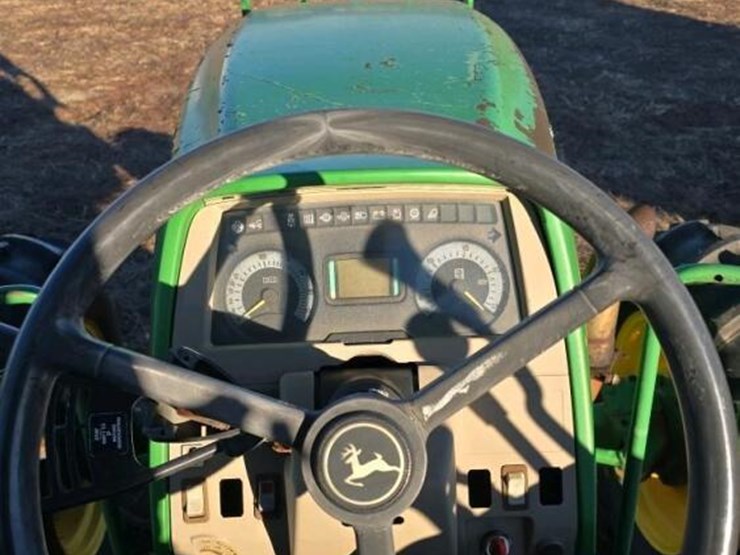 john-deere-6215-image-15