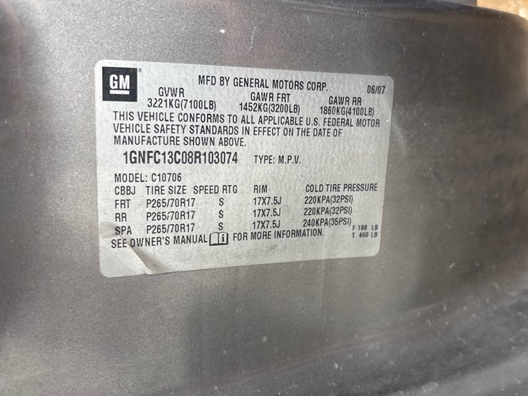 2008-chevrolet-tahoe-image-8