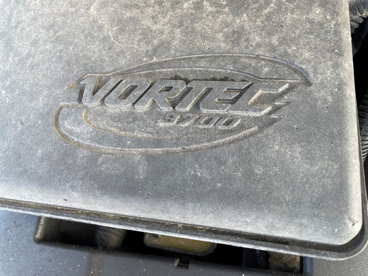 2012-chevrolet-colorado-image-35