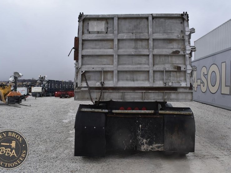 1967-fruehauf-end-dump-image-4