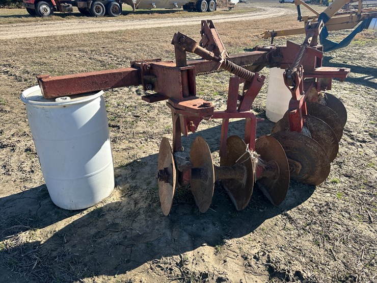 #35268-•-levee-plow-image-4