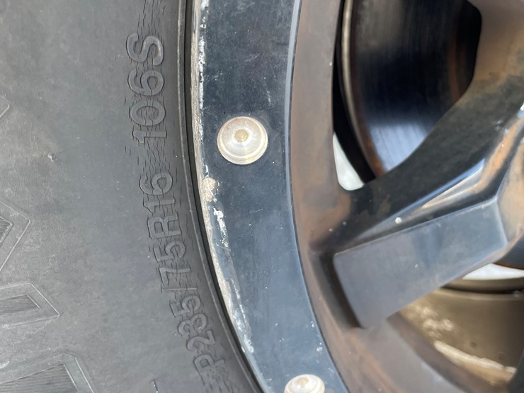 2012-chevrolet-colorado-image-13