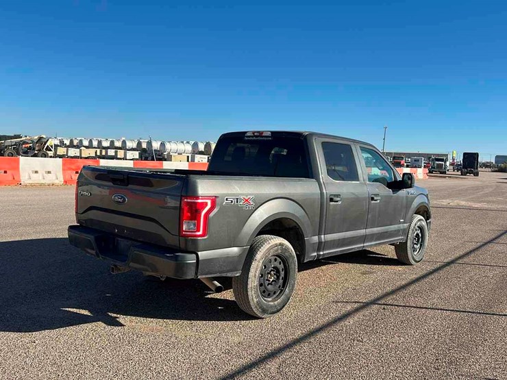 2017-ford-f150-image-4