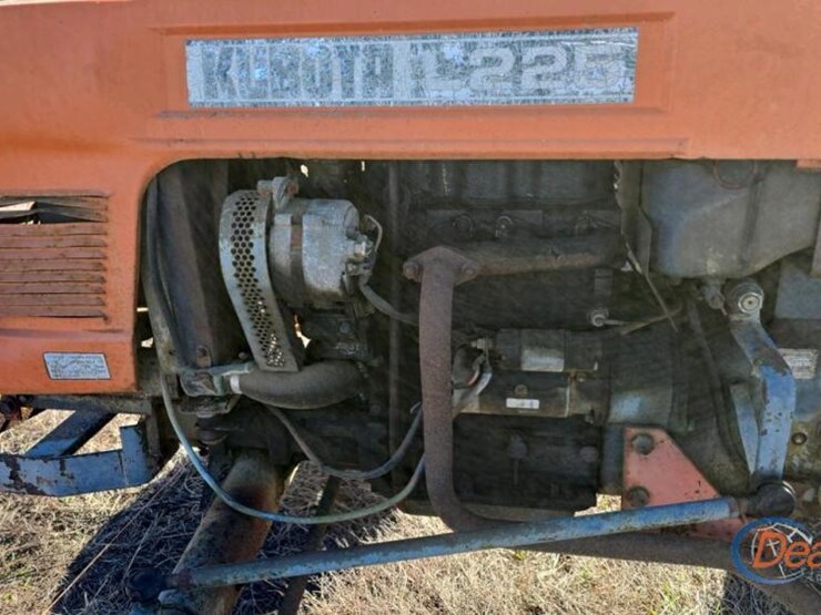 kubota-tractor,-s/n-15433:-9597-hrs-image-7