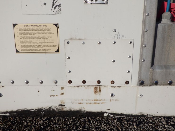 2016-strick-van-image-3