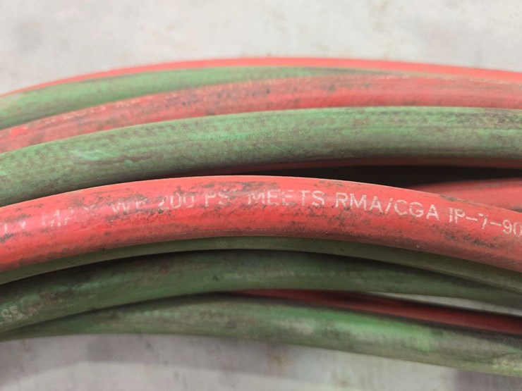 (2)-oxygen-and-acetylene-hoses-image-3