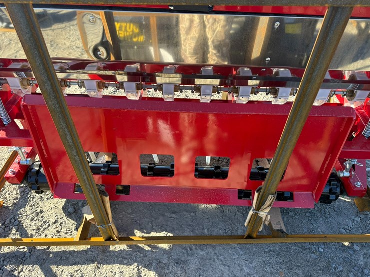 #2018-•-unused-agt-stsd10-skid-steer-seeder-stsd1025110135inv#-35084-image-12