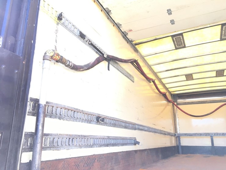 2012-peterbilt-382-image-19