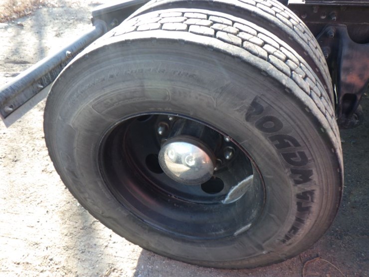 2017-international-prostar-image-6