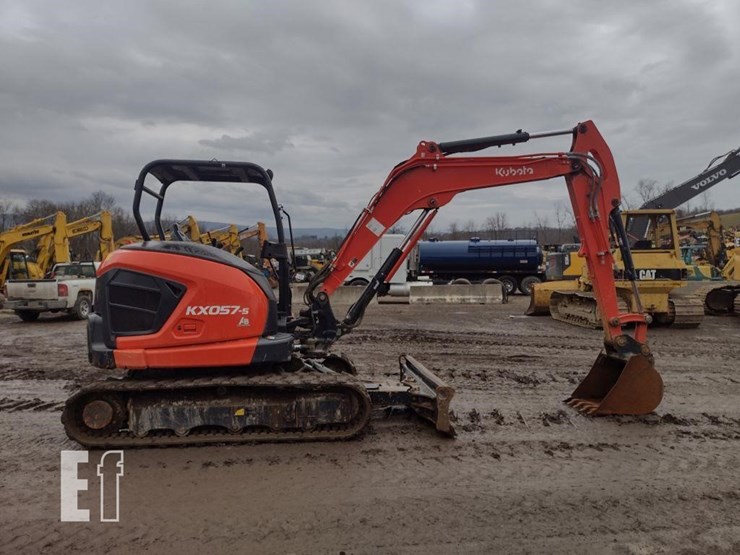 kubota-kx057-5-image-3