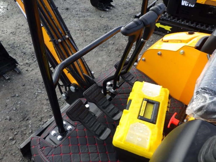 2025-vicsec-15p-hydraulic-excavator-image-22