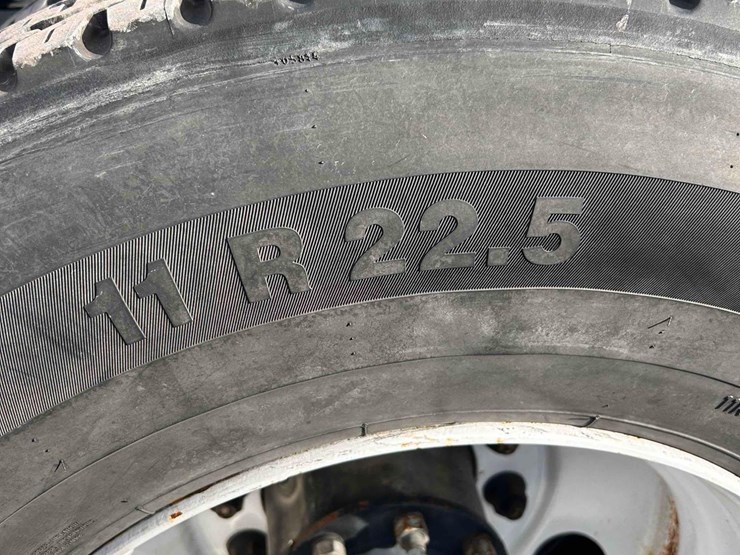 2020-freightliner-cascadia-single-axle-road-tractor-image-14