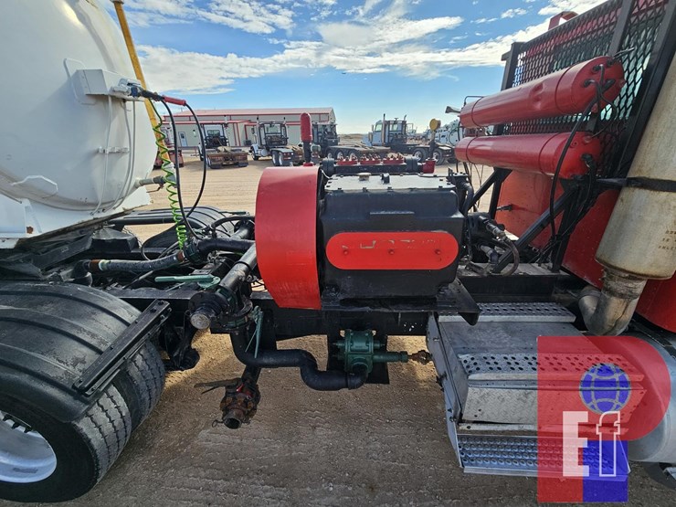 2007-caterpillar-c15-image-14