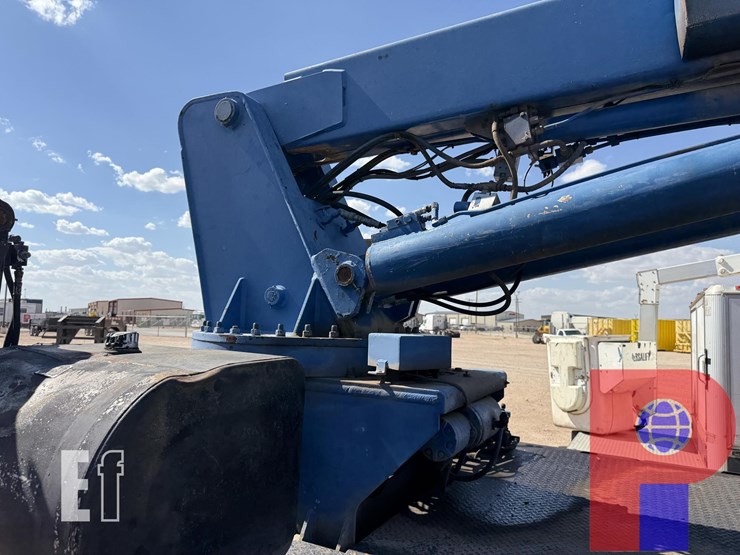 international-workstar-7400-image-18