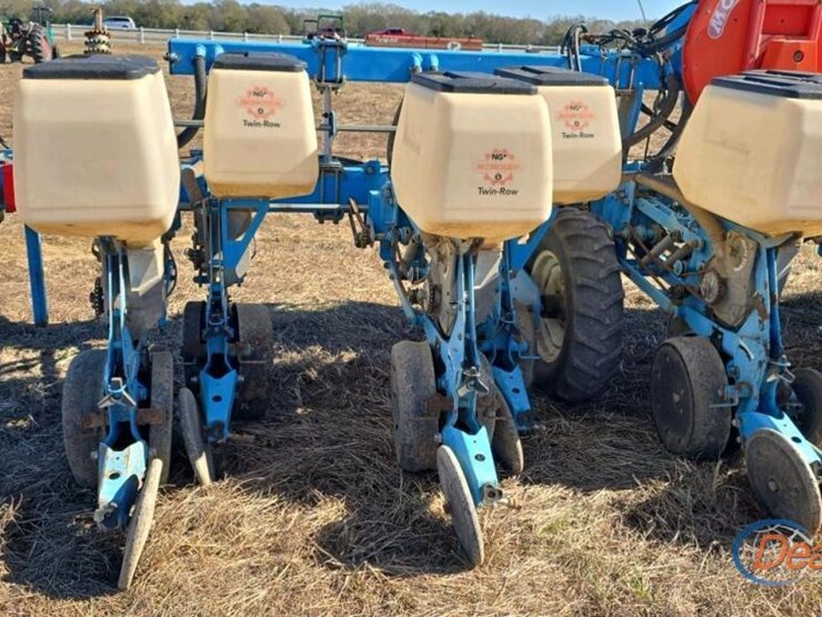 monosem-6-row-twin-planter-w/-seed-monitor-image-11