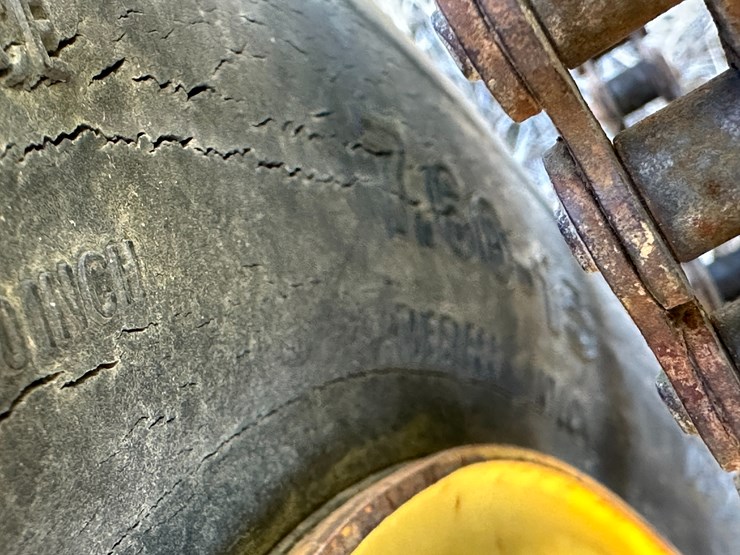 35257-john-deere-12-image-5