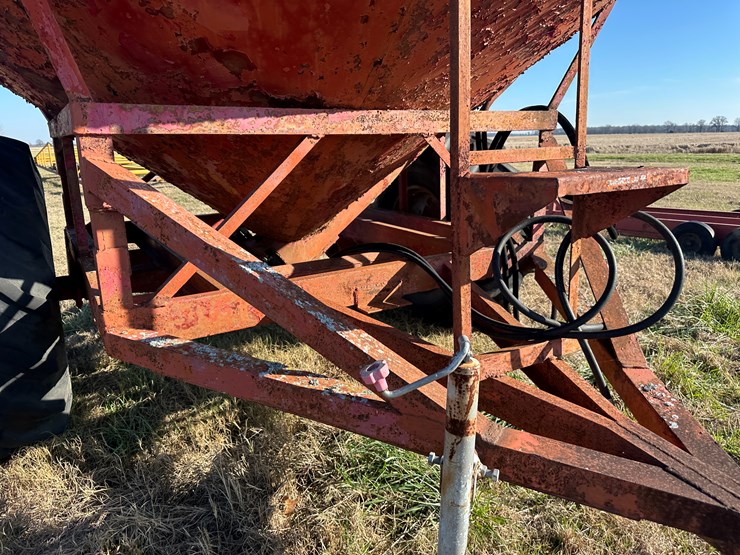#35837-•-grain-cart-image-23