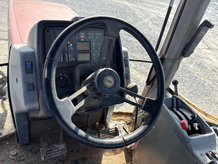 case-ih-7150-image-38