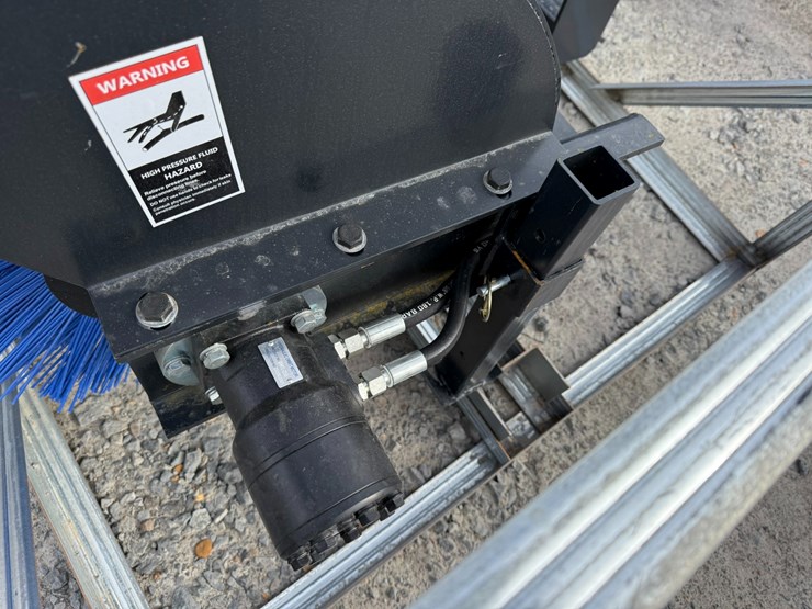 #2088-•-unused-jct-6'-skid-steer-sweeperinv#-36034-image-8