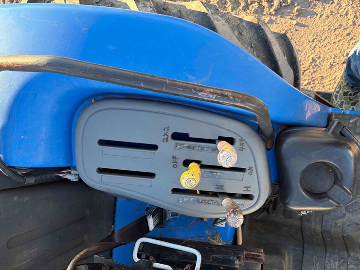 new-holland-tc35d-image-14