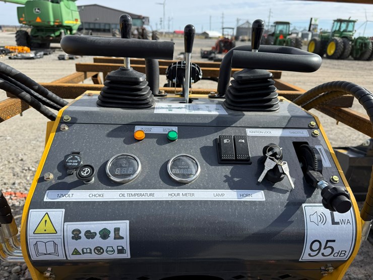 #86-•-unused-sdlanch-sdl60-stand-on-skid-steer-loader-a2510206378-inv#-35039-image-24