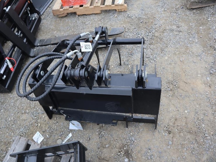 ir-grapple-rock-bucket-image-3