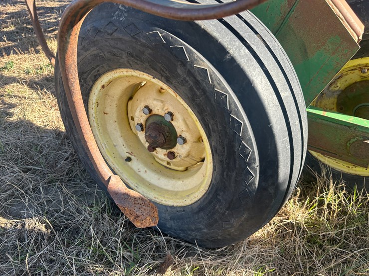 john-deere-42-image-13