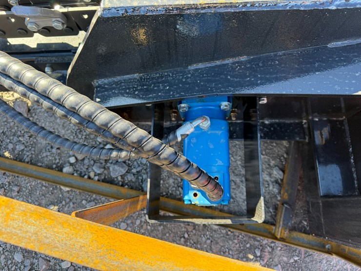 #2026-•-unused-mower-king-ecssct72-skid-steer-trencher-ecssct7225111502cinv#-35717-image-9