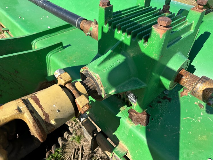john-deere-520-image-28