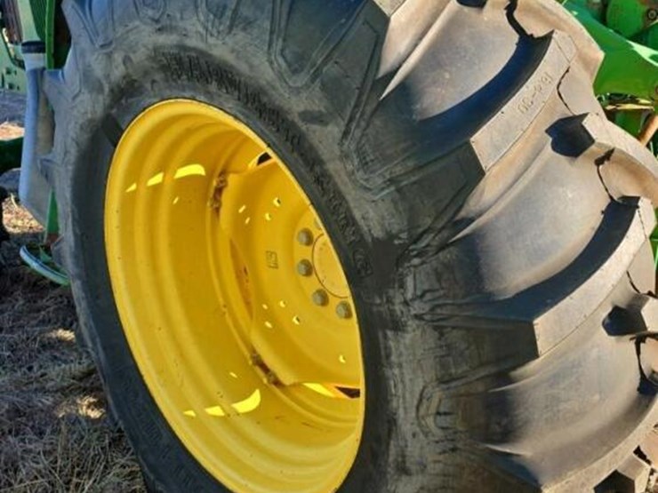 john-deere-6215-image-9