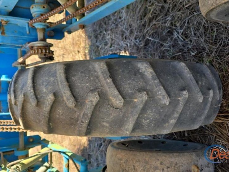 monosem-6-row-twin-planter-w/-seed-monitor-image-19