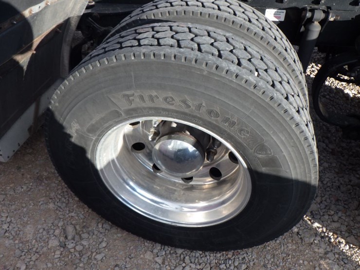 2020-kenworth-t680-image-19