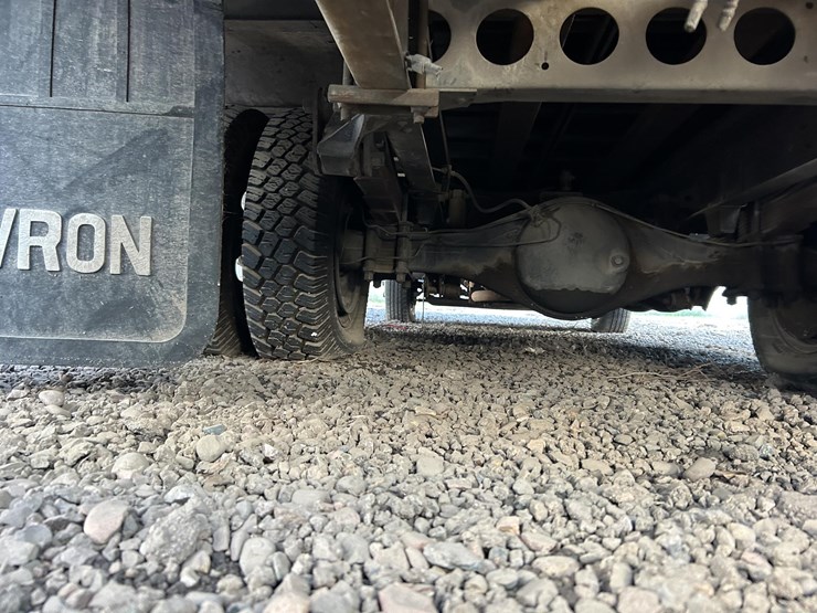 1997-isuzu-npr-image-19