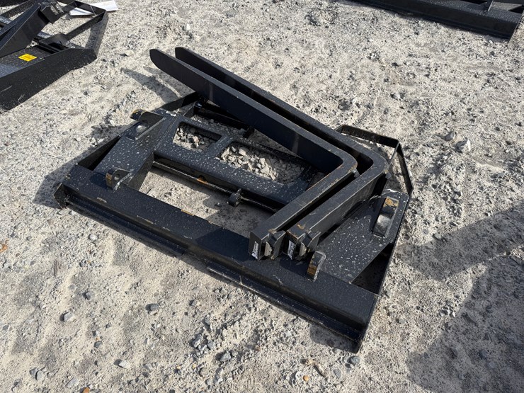 #22780-•-unused-agt-isocpf48-6600-ff-78"-wheel-loader-forks-image-5