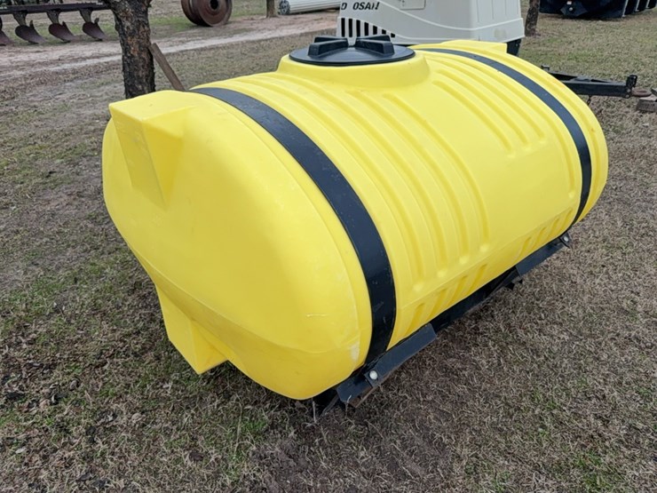 400-gallon-elliptical-tank-with-metal-straps-￼-image-1
