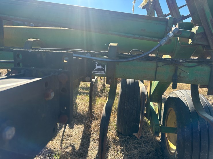 john-deere-42-image-58