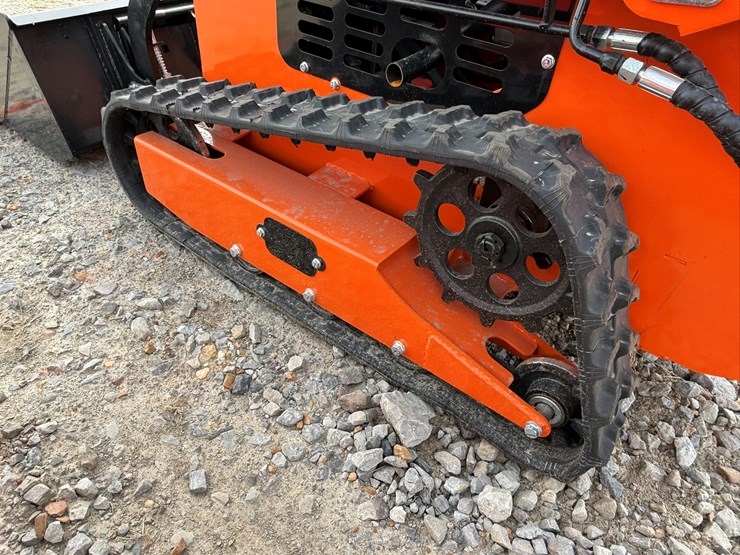 #96-•-unused-sdlool-sl36c-stand-on-tracked-loader-36cj251271-inv#-36230-image-11