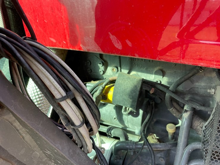 2018-massey-ferguson-4710-image-20