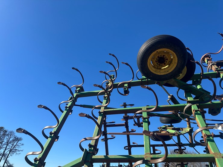 john-deere-42-image-36