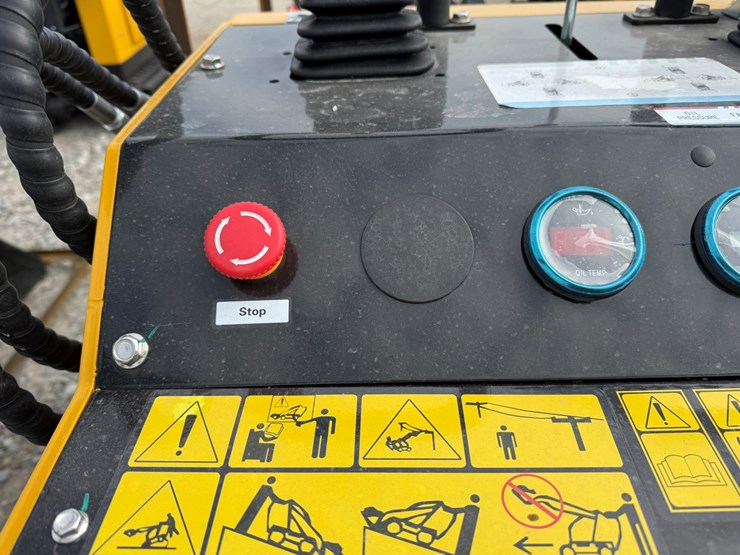 #84-•-unused-agt-mx-mrt14-stand-on-skid-steer-loader-mxmrt142025000994-inv#-35730-image-14