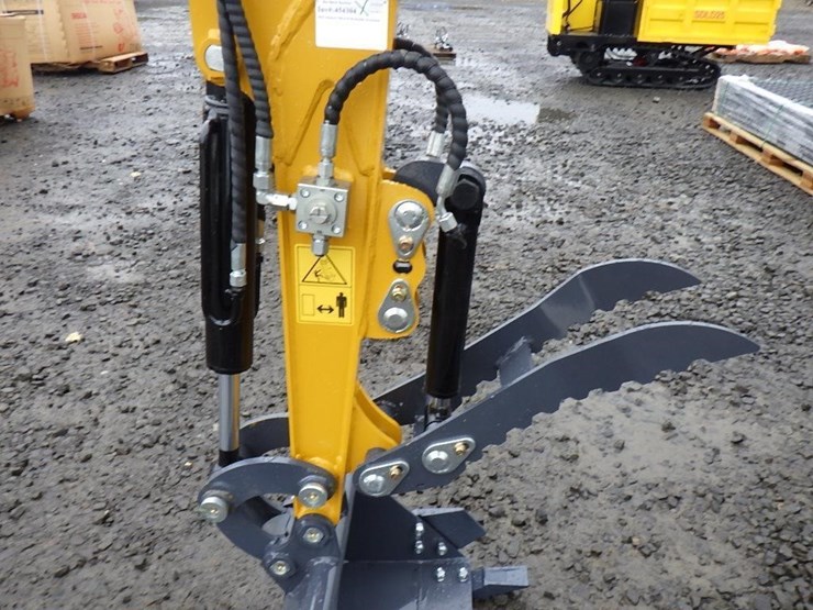 2025-sdlanch-sdle20-hydraulic-excavator-image-6