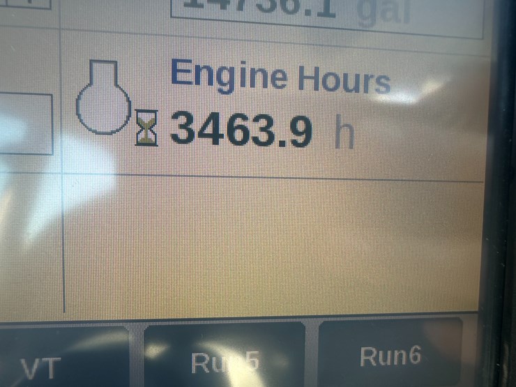 2014-new-holland-t8.330-image-91