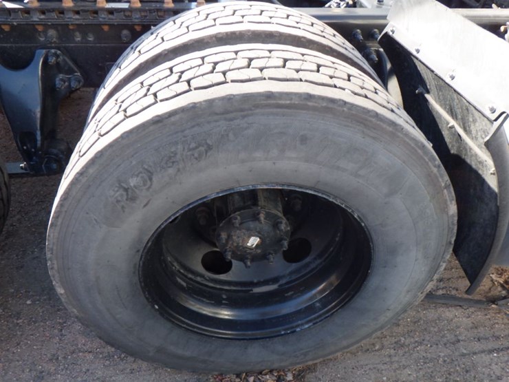 2017-international-prostar-image-5