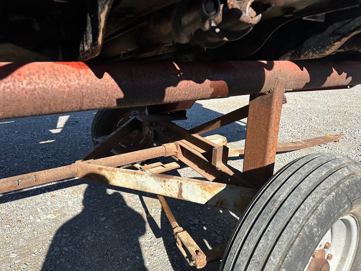 #35811-•-22'-header-wagon-image-19