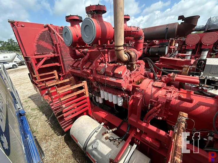 2009-cummins-kta50-image-2