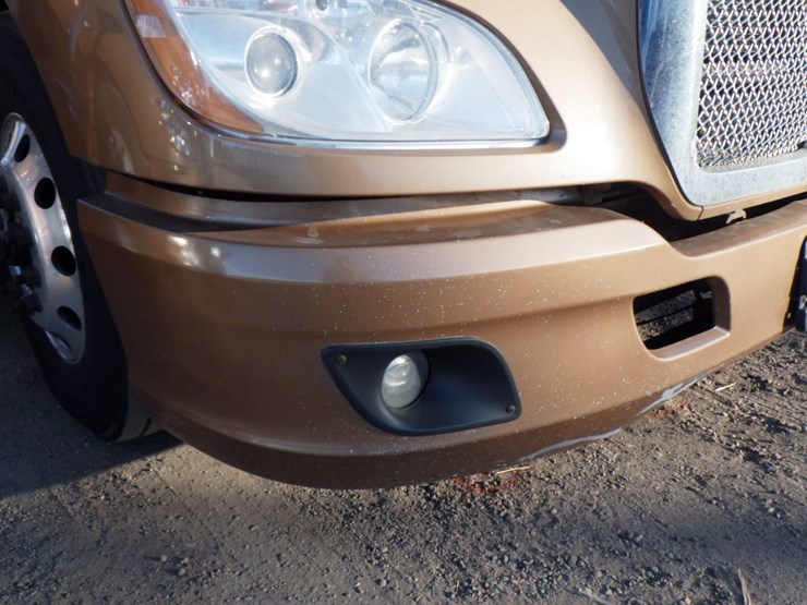 2022-kenworth-t680-image-6